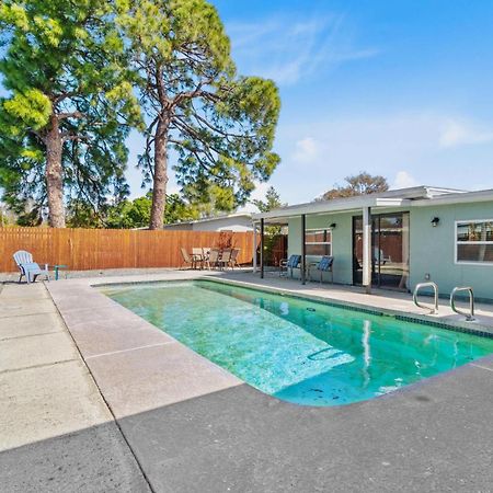 Relaxing Pool Home For Family Getaway Close To Tampa Zoo, Busch Gardens, Restaurants And Shopping! エクステリア 写真